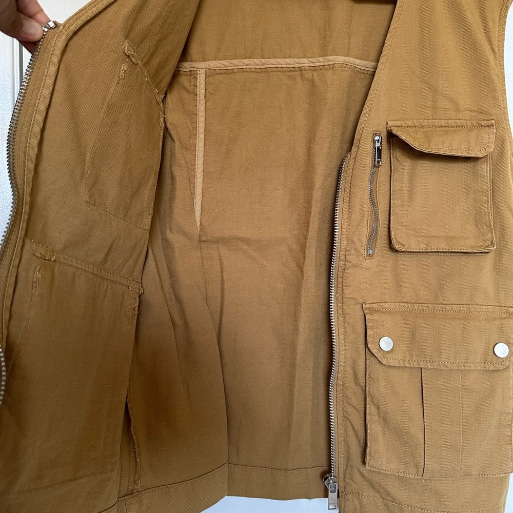 Bershka Tan Utility Vest - Picture 6 of 7